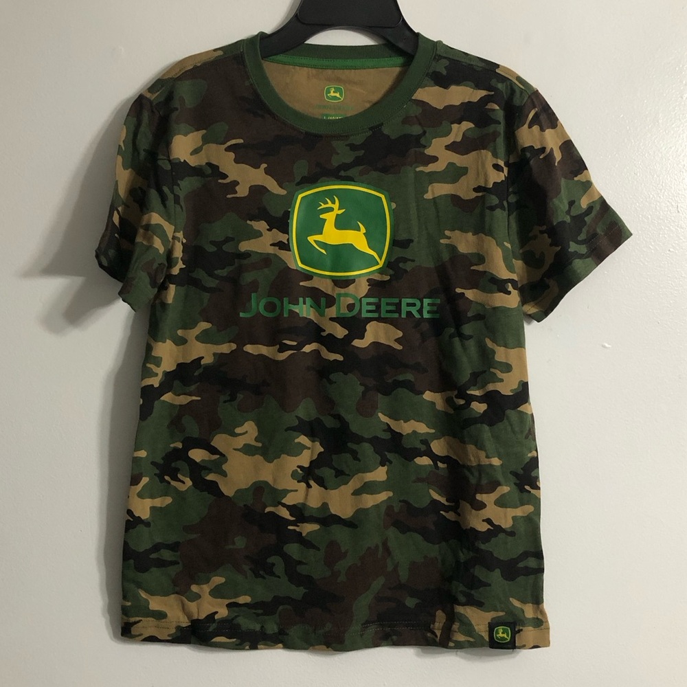 John Deere Boys' Camouflage Logo Tee - Green, Brown, Yellow. L(10/12)